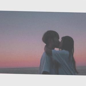 免费看裸体🔞🔞🔞吃胸
